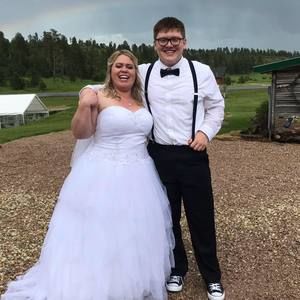 Meet your Posher, Tavin